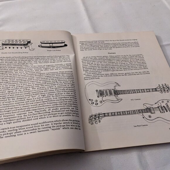 The Heavy Guitar Bible: A Rock Guitar Manual - Picture 3 of 4